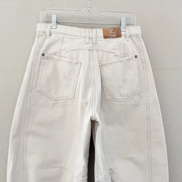Free People Good Luck Barrel Jeans 29 Cream Milk Denim Curved Bow Leg Boho Chic - Picture 12 of 14
